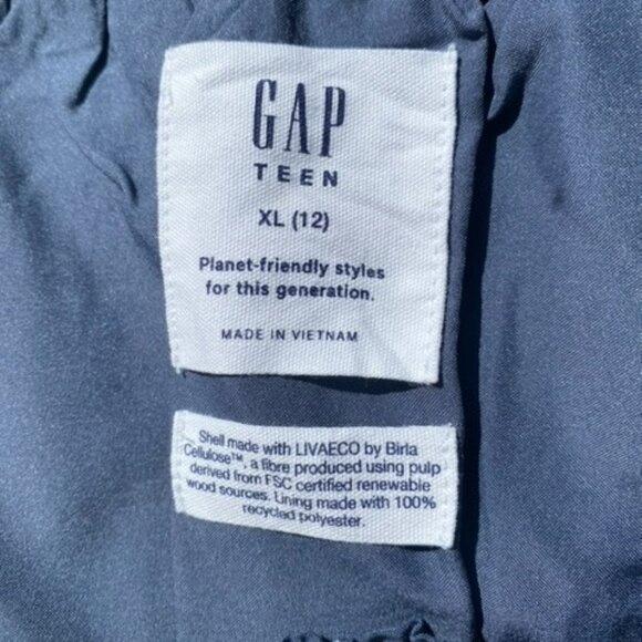 Teen/Girls Floral Smocked Dress - Picture 4 of 6